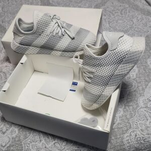 Adidas Deerupt Consortium Men's Gray Sneakers Sz 8.5